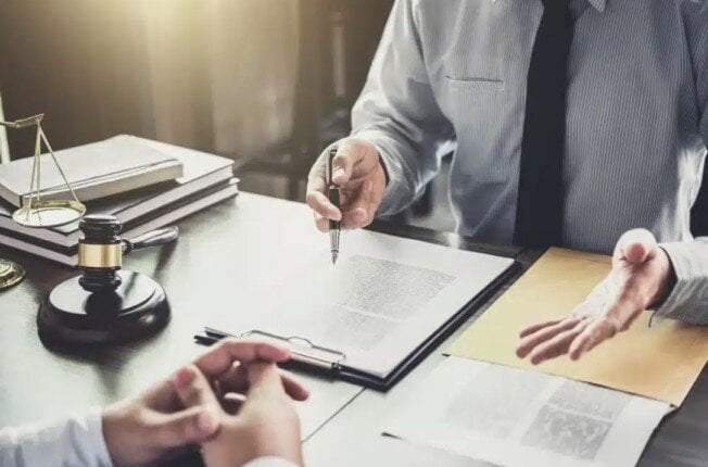 تأخر صرف الراتب في الكويت بسبب انتهاء الإقامة