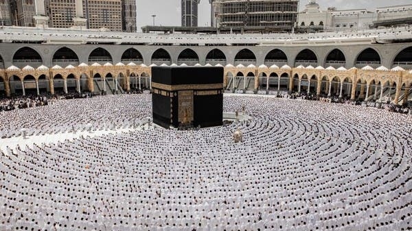 المطوف الرقمي في تطبيق «نسك».. مساعد ذكي لاحتساب الأشواط وتوجيه المعتمرين 1 المطوف الرقمي في تطبيق نسك