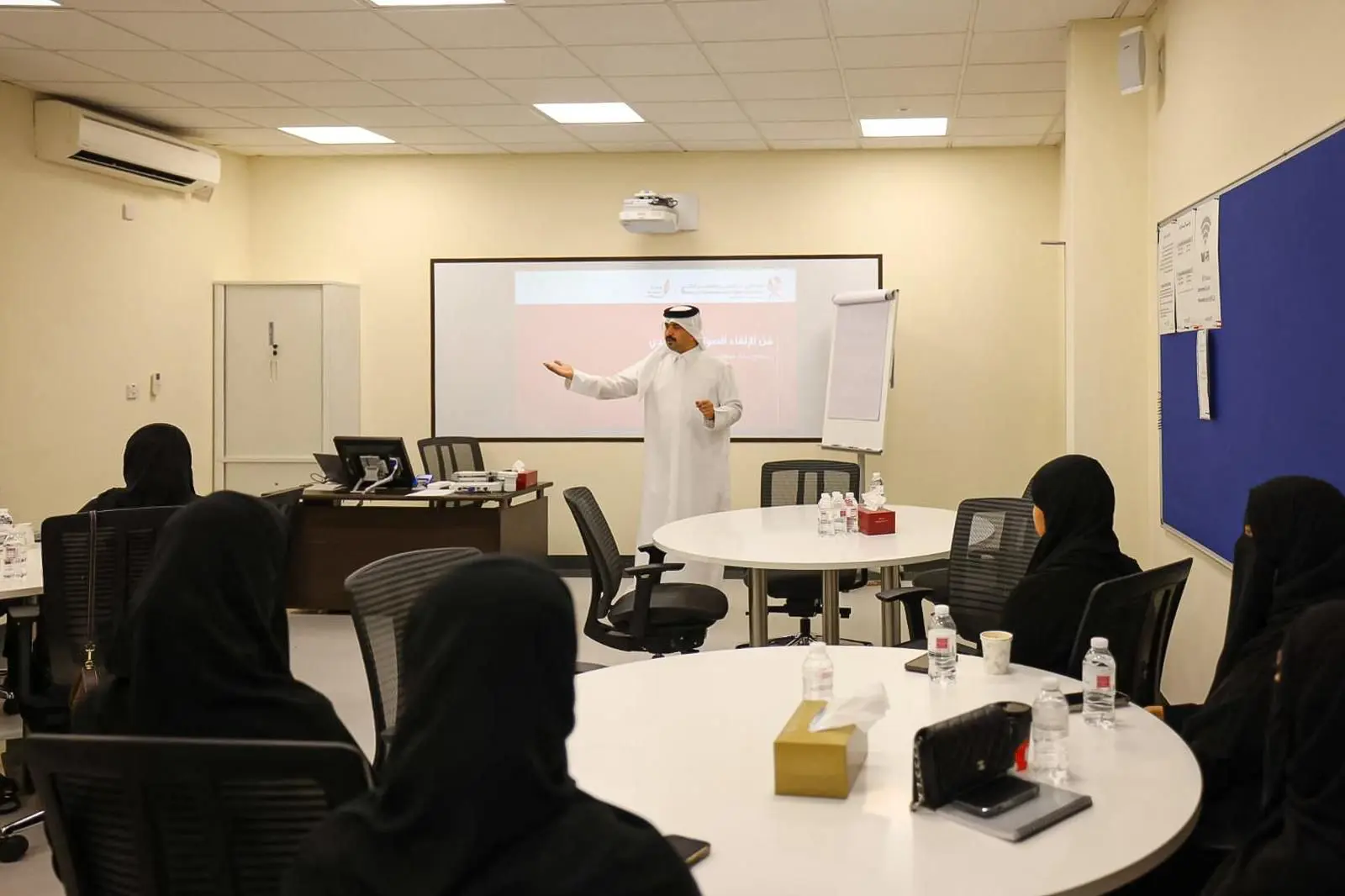 تطوير تدريب المعلمين في قطر.. تفاصيل الاتفاق الجديد بين وزارة التعليم والمجلس الثقافي البريطاني 2 ggg