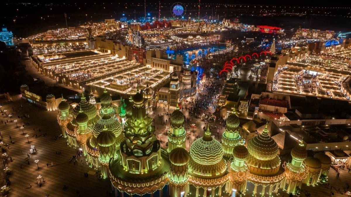 القرية العالمية في دبي 2026