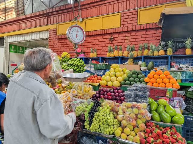 ارتفاع أسعار الغذاء في سلطنة عمان 8% خلال سبتمبر 2026.. الخضروات والفواكه في الصدارة 3 imag98es