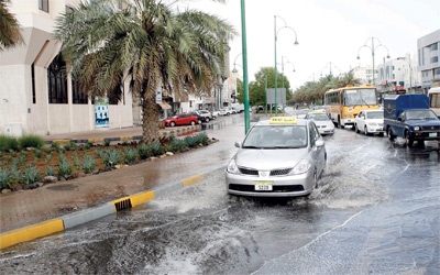 أمطار أبوظبي والعين اليوم