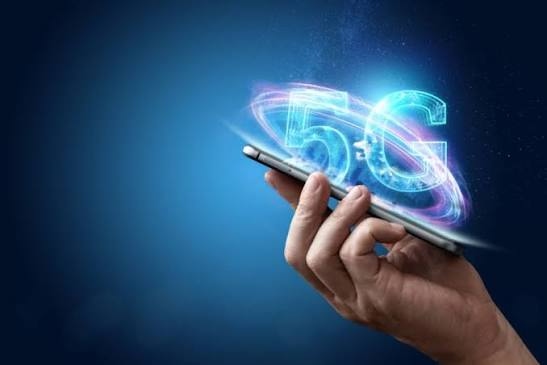 تقنية 5.5G في الإمارات