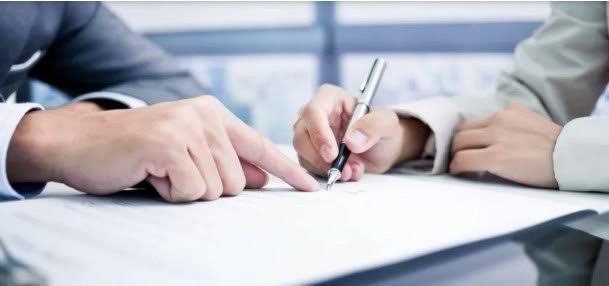 انتهاء الإقامة العُمانية أثناء انتظار تأشيرة شنغن.. الإجراءات المطلوبة قبل السفر 2 انتهاء الإقامة العُمانية أثناء انتظار تأشيرة شنغن