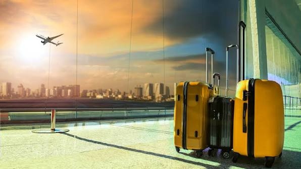 دخول المقيمين في دول الخليج إلى الإمارات.. مدة التأشيرة والشروط والمهن المعتمدة 2 دخول المقيمين في دول الخليج إلى الإمارات