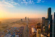 تأشيرة الخروج والعودة انتهت وأنت في مصر