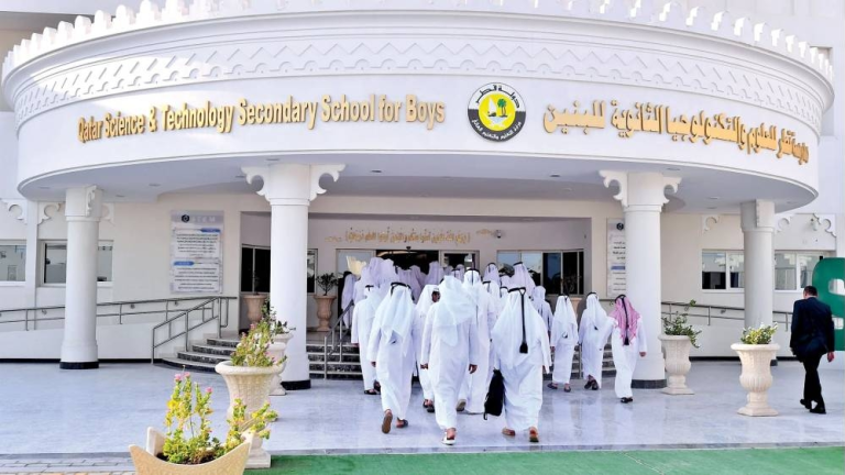 وظائف معلمين في قطر برواتب تبدأ من 5000 ريال.. التخصصات المطلوبة وشروط التقديم 3 mshireb 1769453204