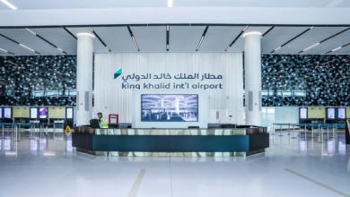 إلغاء وتأخير مئات الرحلات بمطار الملك خالد في الرياض