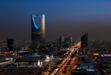 انتهاء عقد العمل في السعودية 2026.. هل يمكن نقل الخدمات دون موافقة صاحب العمل؟ 3 انتهاء عقد العمل في السعودية 2026