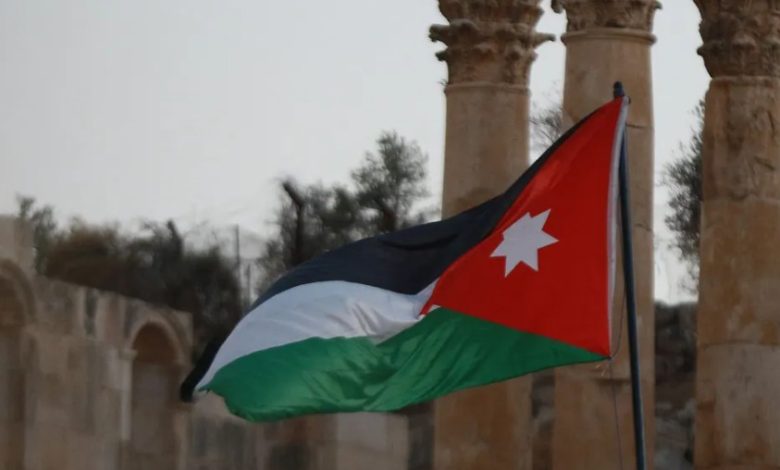 العمالة المصرية في الأردن.. تفاصيل الربط الإلكتروني الجديد لتنظيم العمل والتنقلات 1 الأردن