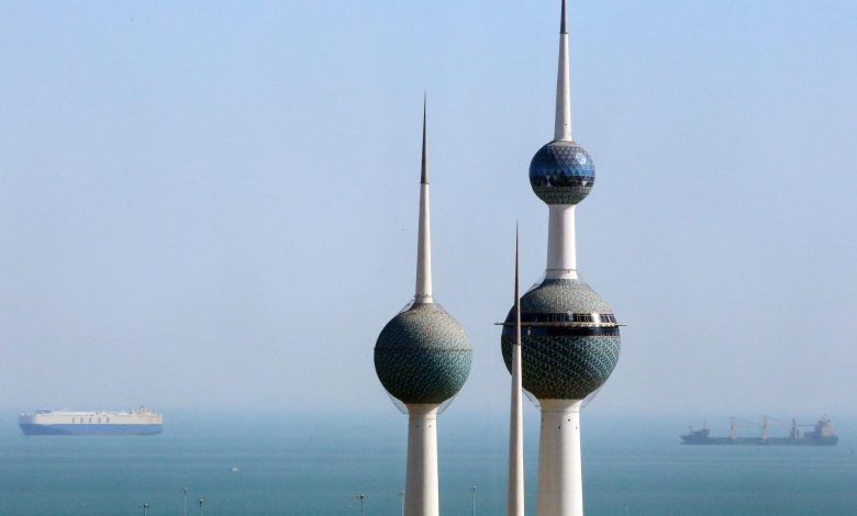 الكويت تقطع الكهرباء عن 4 عقارات مخالفة لسكن العزاب 2026.. إنذارات جديدة وإجراءات مشددة 1 الكويت تقطع الكهرباء