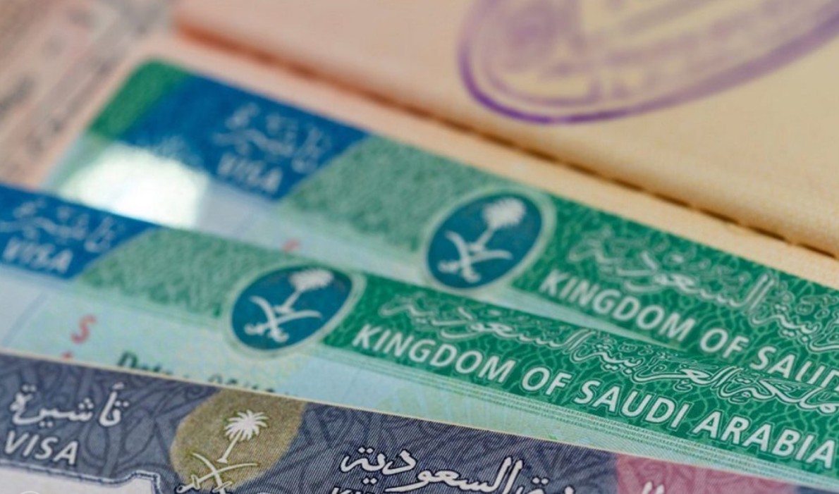 سعر تأشيرة الزيارة العائلية المتعددة للسعودية 2026.. تكلفة الإقامة 3 أشهر للمصريين 2 تااا