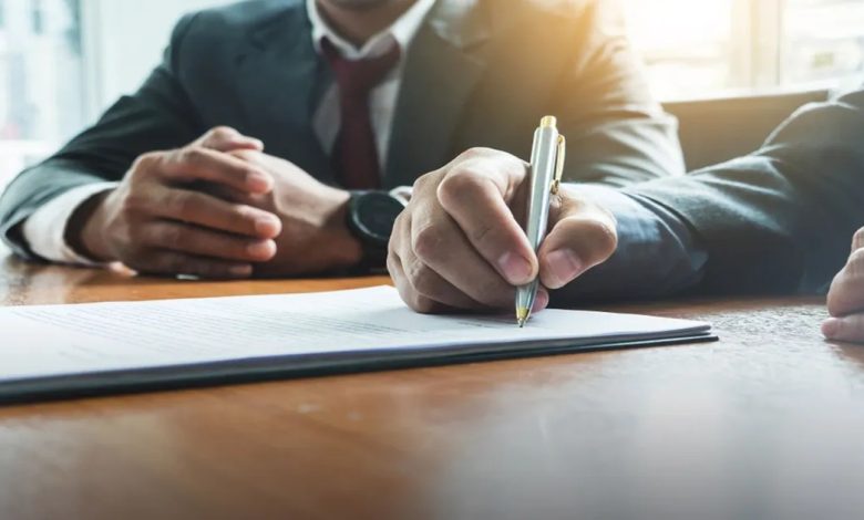 الكويت تفتح تصاريح العمل للمصريين.. شروط المادة 18 والفحص الطبي والمهن المطلوبة 1 تصاريح العمل للكويتيين للمصريين