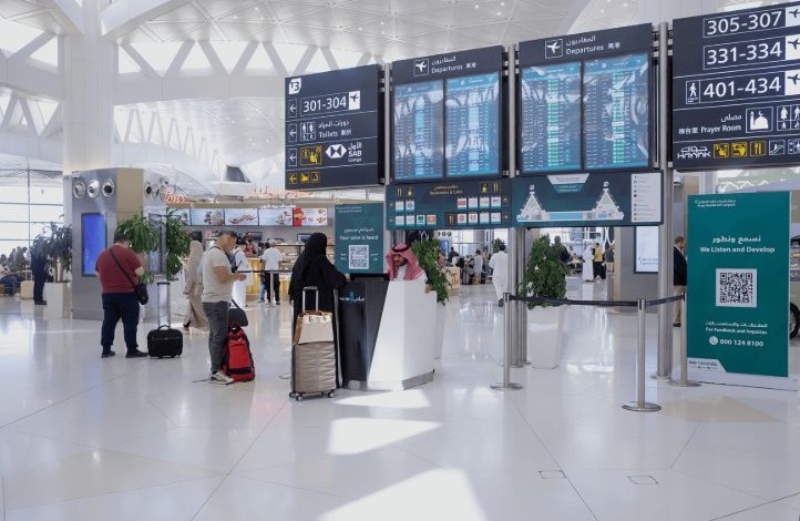 اضطرابات مطار الرياض اليوم.. إلغاء 11% من الرحلات المغادرة وتأخيرات مستمرة 1 خالد 2