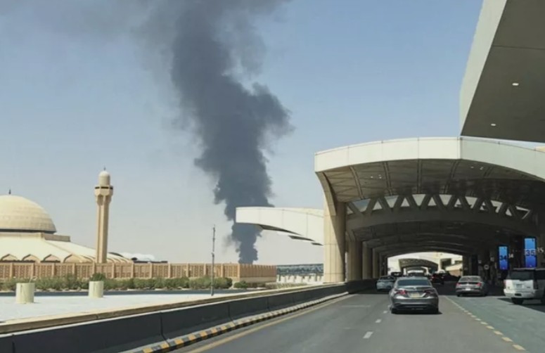 استئناف التشغيل بمطار الدمام.. عودة الحركة الجوية إلى طبيعتها بعد توقفها 2 دمام 2